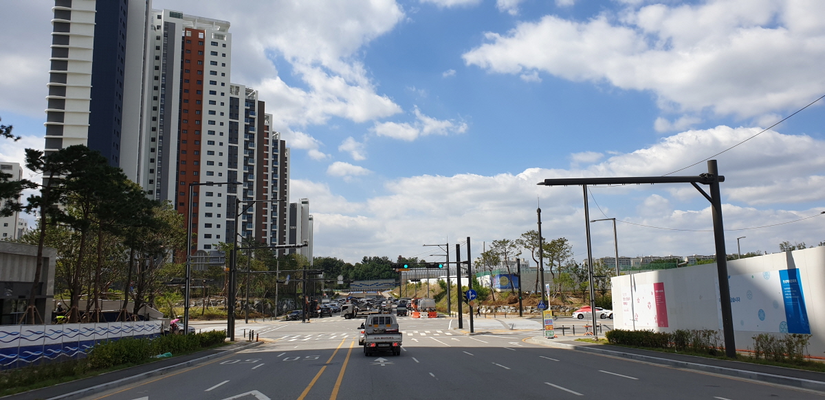 1200-장지터널 사거리방향.jpg