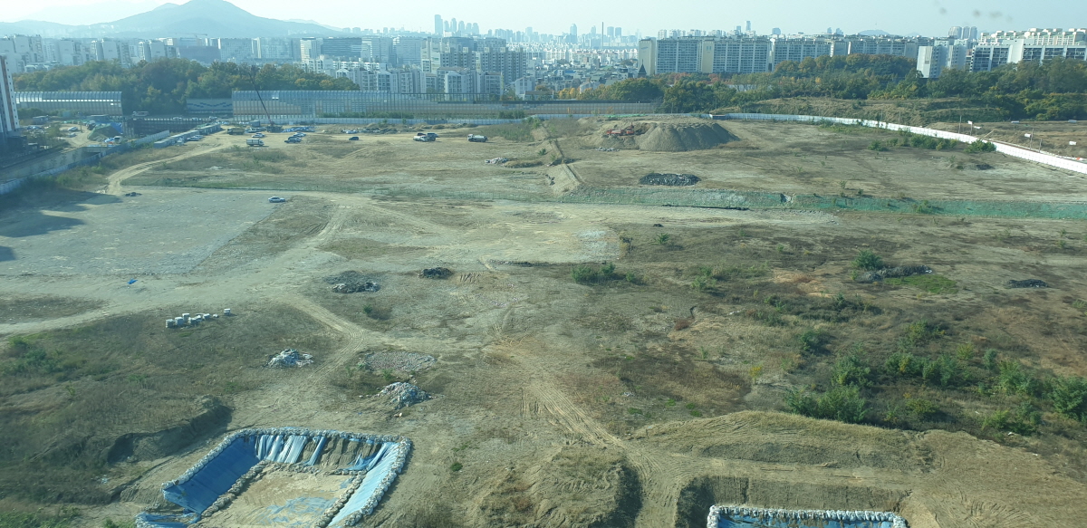 옥상에서 바라본 건너편 개발용지세계로병원옥상에서 바라본 정면.jpg