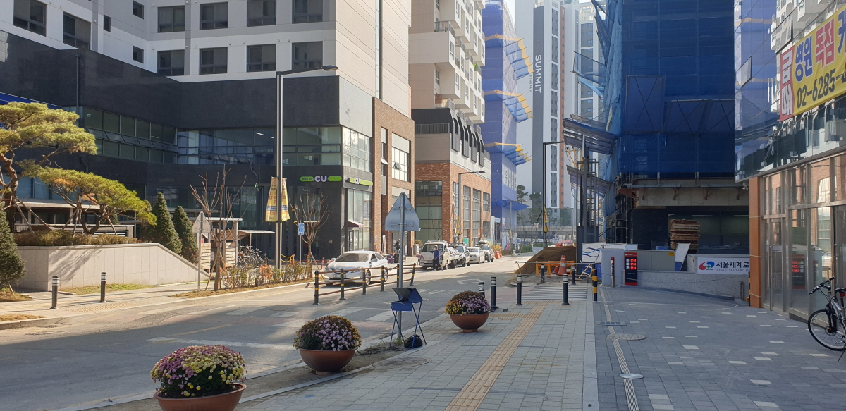 1층 차량진입 2차랼진입로2.jpg