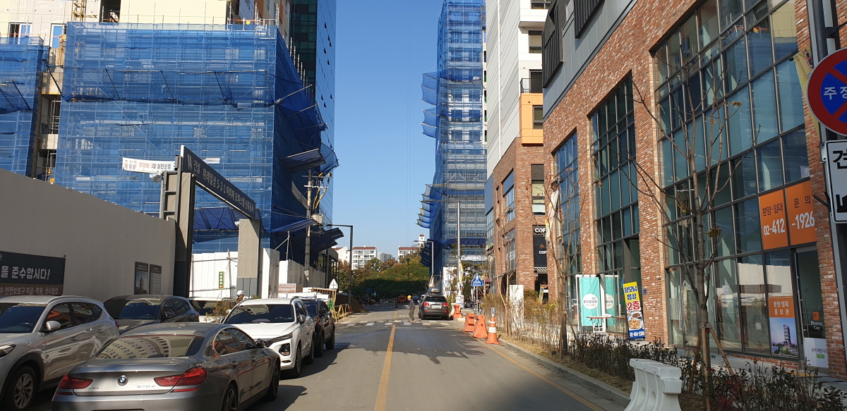 1층 차량진입 1차량진입로1.jpg